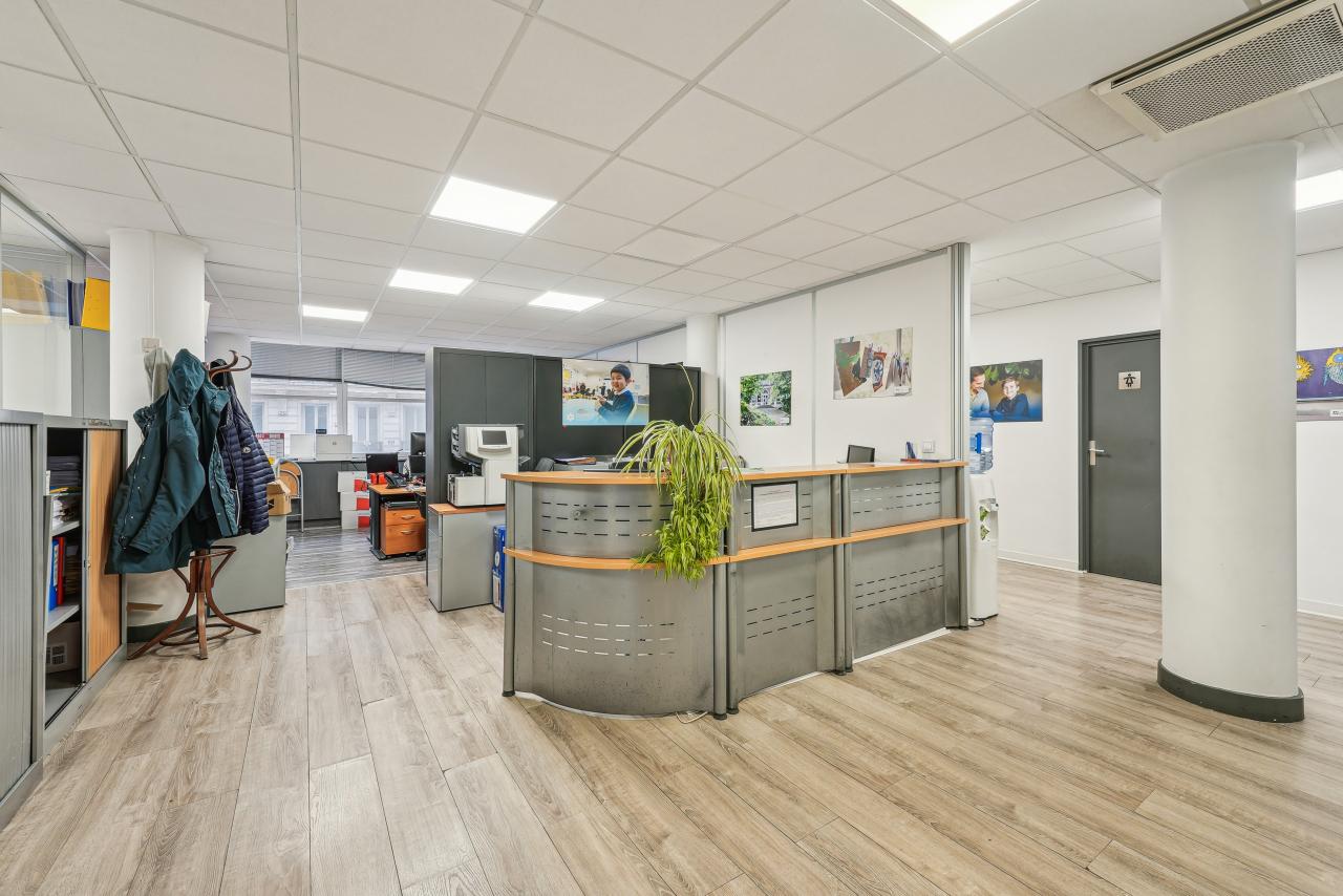 Bureau Paris 561m² Vente bureau Paris OVBUR2428175 9